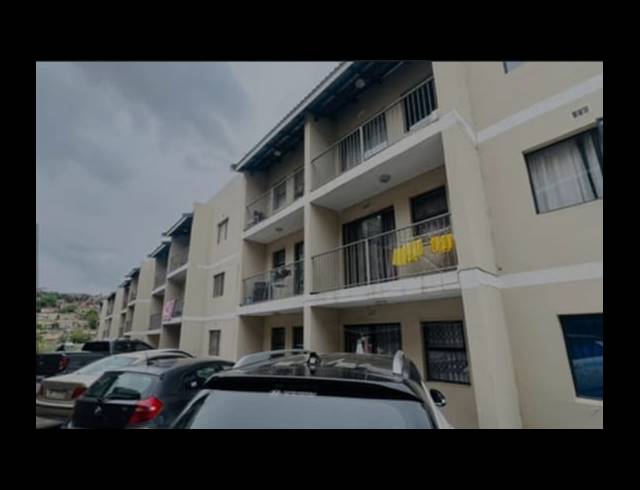 2 BEDROOM APARTMENT FOR SALE IN NEWLANDS EAST